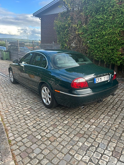 Jaguar S-TYPE 7 of 10