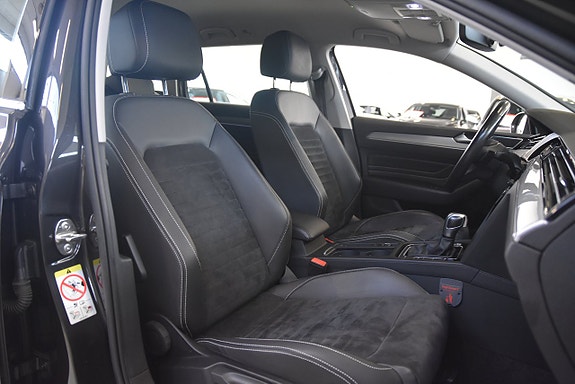 Volkswagen Passat 9 of 16