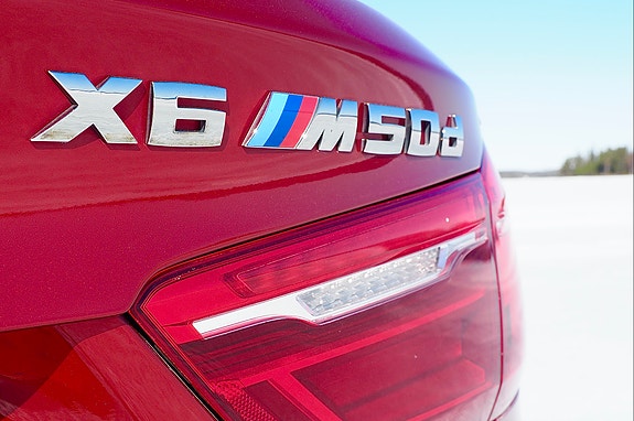 BMW X6 M 4 of 16