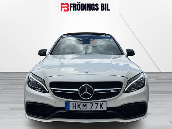 Mercedes-Benz C63 4 of 27