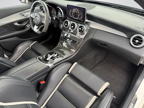 Mercedes-Benz C63 22 of 27