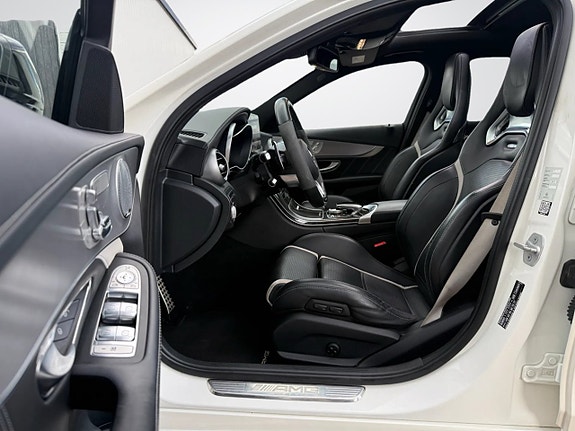 Mercedes-Benz C63 25 of 27