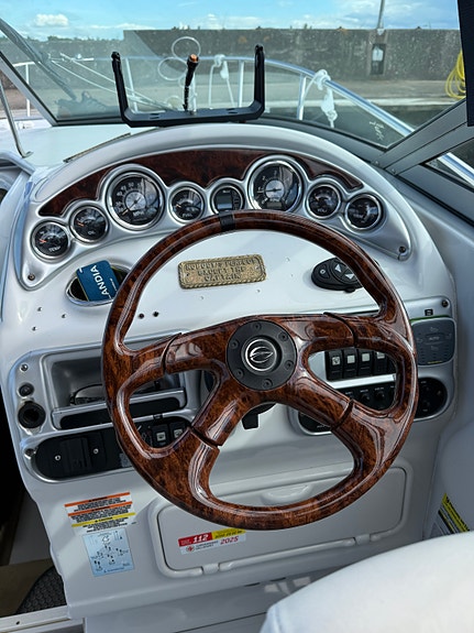 Motorbåt Crownline - Daycruiser 250CR 17 of 18