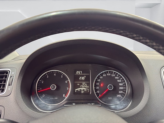 Volkswagen Polo 12 of 14