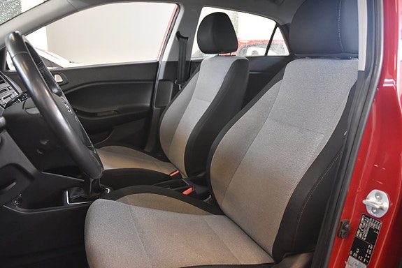 Hyundai i20 7 of 14