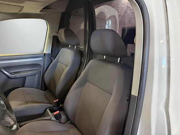 Volkswagen Caddy 13 of 18