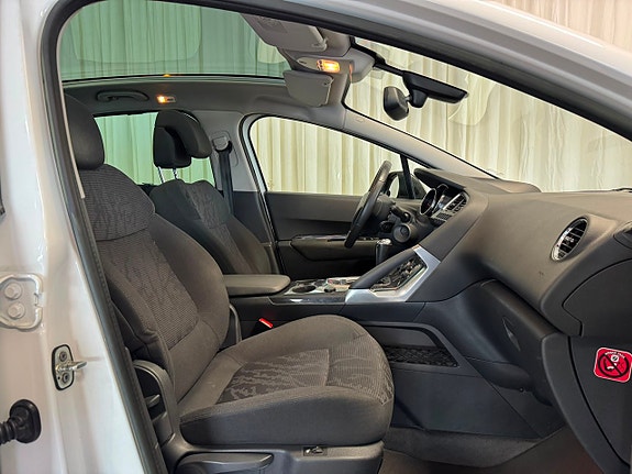 Peugeot 3008 8 of 21