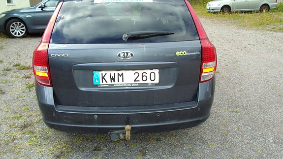 Kia Ceed 4 of 9