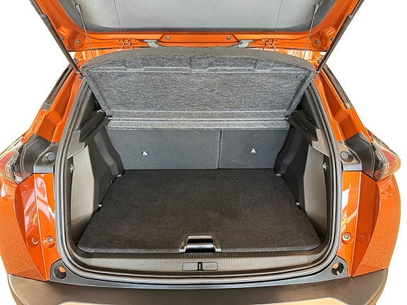 Peugeot 2008 17 of 19