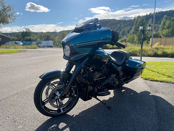 Harley-Davidson Street Glide "Teal Thunder" SPARA 16.000KR 8 of 13