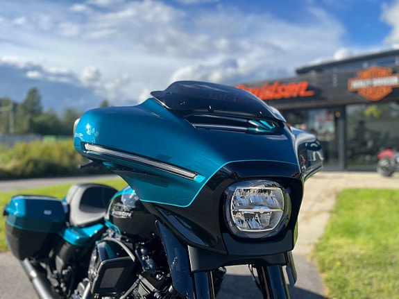 Harley-Davidson Street Glide "Teal Thunder" SPARA 16.000KR 4 of 13