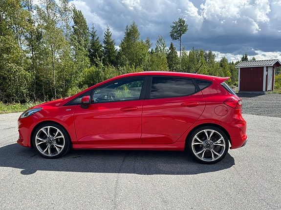 Ford Fiesta 9 of 15
