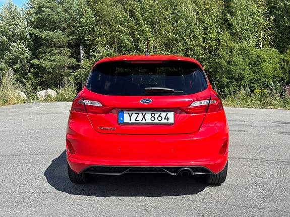 Ford Fiesta 12 of 15