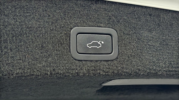 Volvo XC70 12 of 13