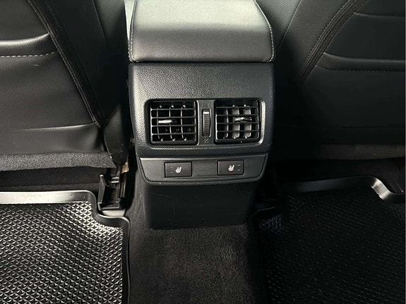 Subaru Outback 16 of 20