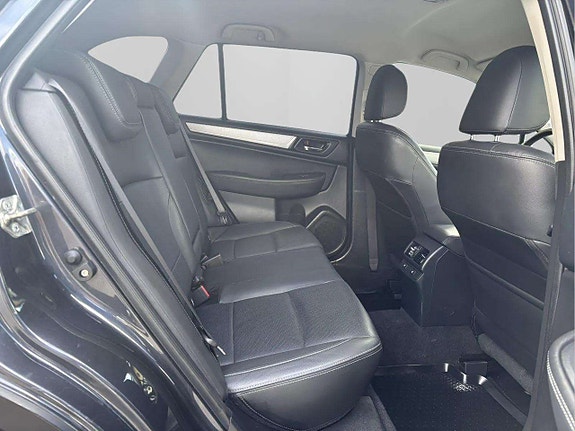 Subaru Outback 18 of 20