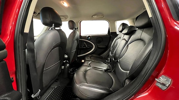 MINI Countryman Cooper D 12 of 17