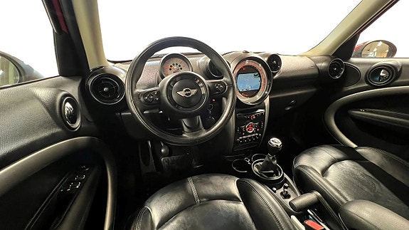MINI Countryman Cooper D 10 of 17