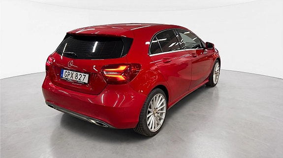 Mercedes-Benz A180 4 of 17