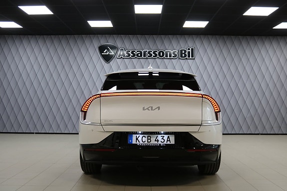 Kia EV6 5 of 30