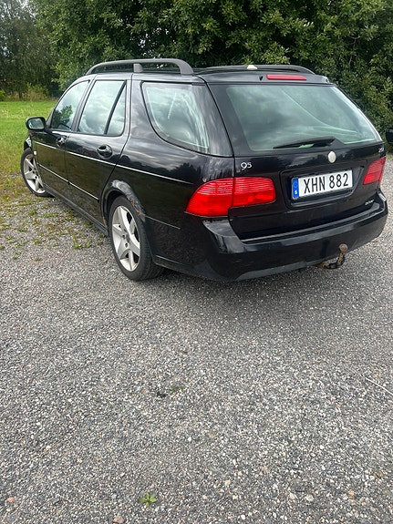 Saab 9-5 2 of 5
