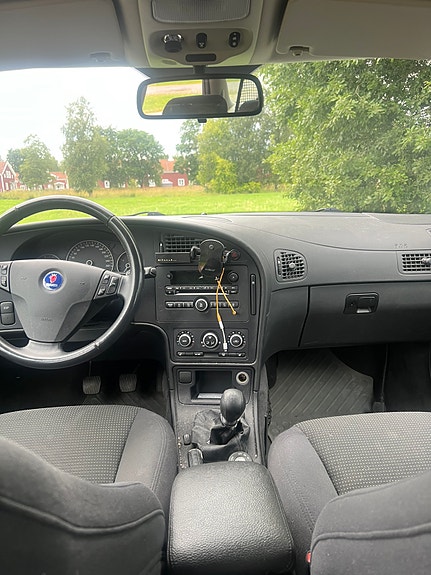 Saab 9-5 3 of 5