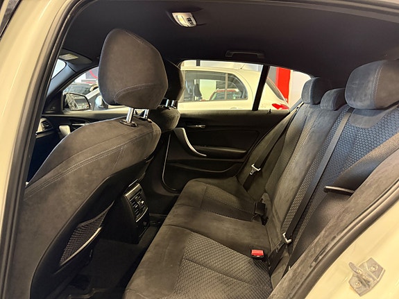 BMW 120d 18 of 26