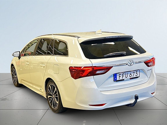 Toyota Avensis 5 of 24