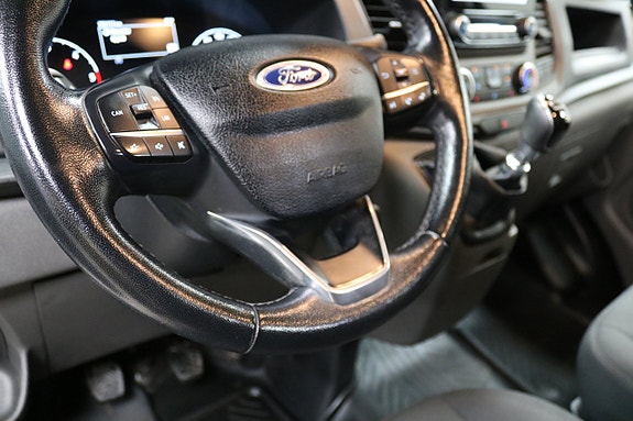 Ford Transit Custom 8 of 18