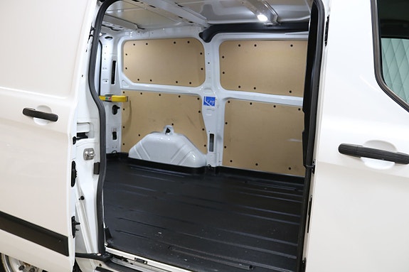 Ford Transit Custom 17 of 18