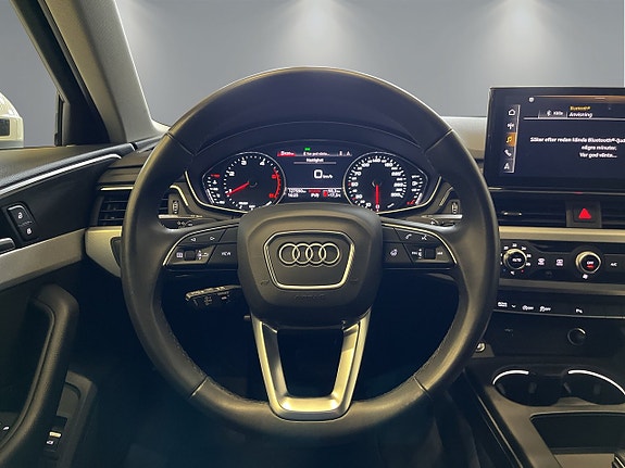 Audi A4 13 of 30