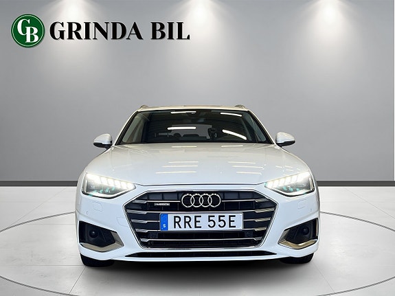 Audi A4 5 of 30