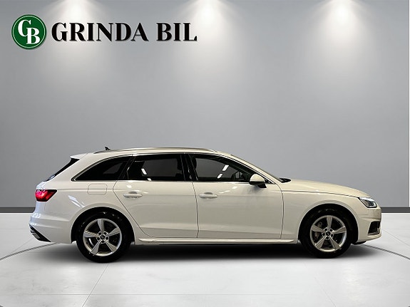 Audi A4 4 of 30
