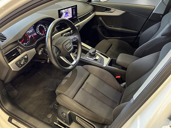 Audi A4 8 of 30