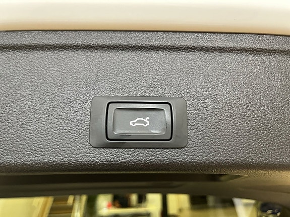 Audi A4 23 of 30