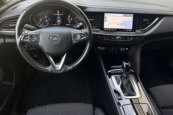 Opel Insignia 13 of 30
