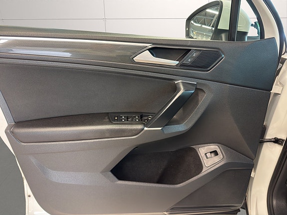 Volkswagen Tiguan 22 of 26