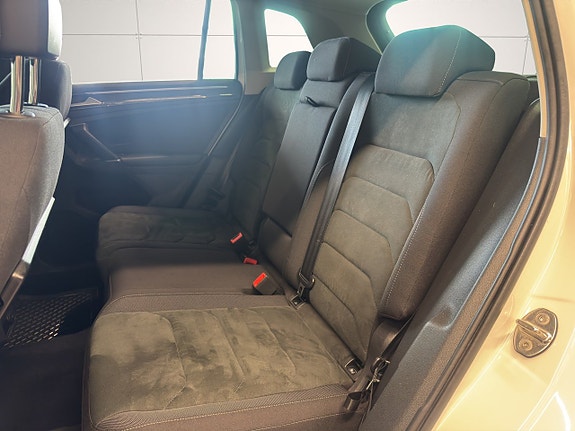 Volkswagen Tiguan 14 of 26