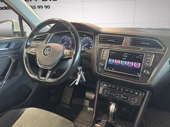 Volkswagen Tiguan 21 of 26