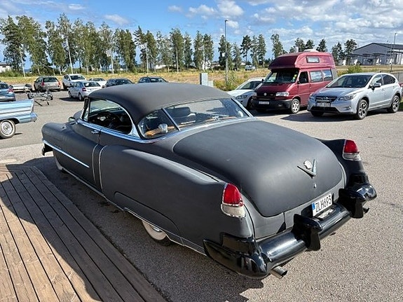 Cadillac Series 62 6 of 12