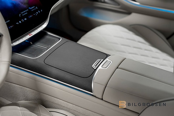 Mercedes-Benz S580 e 25 of 26