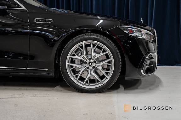 Mercedes-Benz S580 e 13 of 26