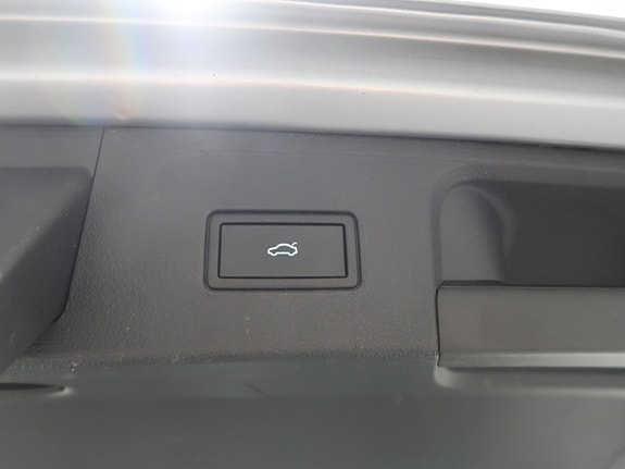 Volkswagen Passat 29 of 30