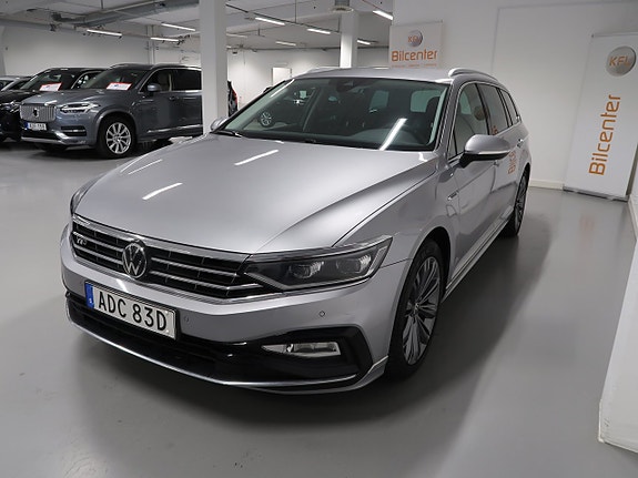 Volkswagen Passat 9 of 30