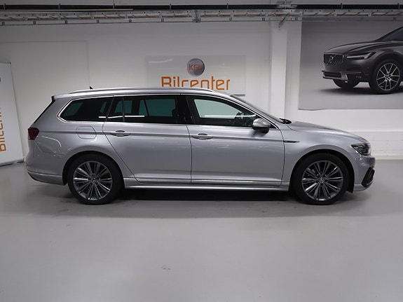 Volkswagen Passat 5 of 30