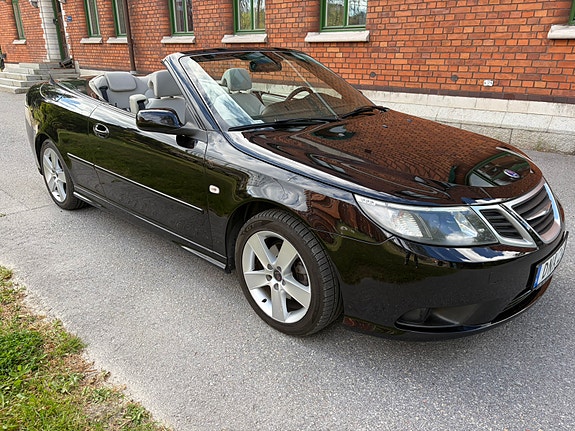 Saab 9-3 2 of 14