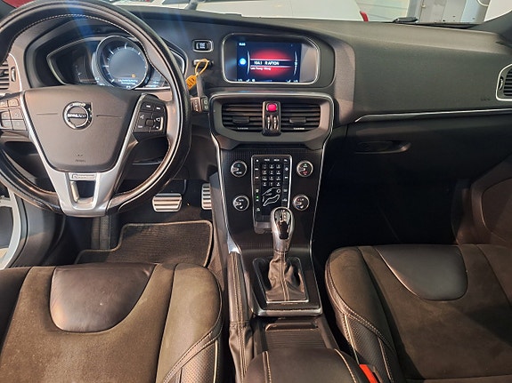 Volvo V40 6 of 10
