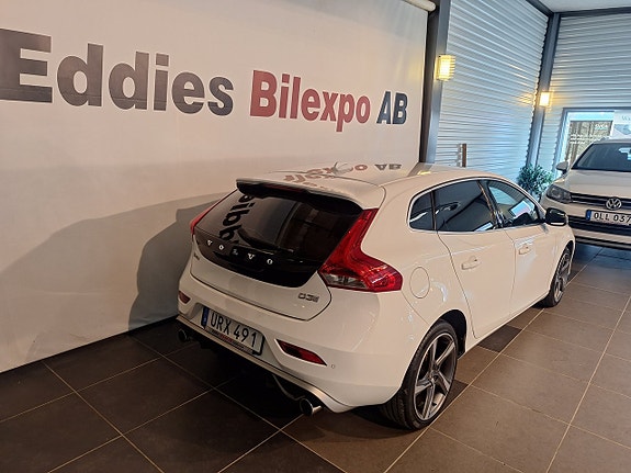 Volvo V40 4 of 10