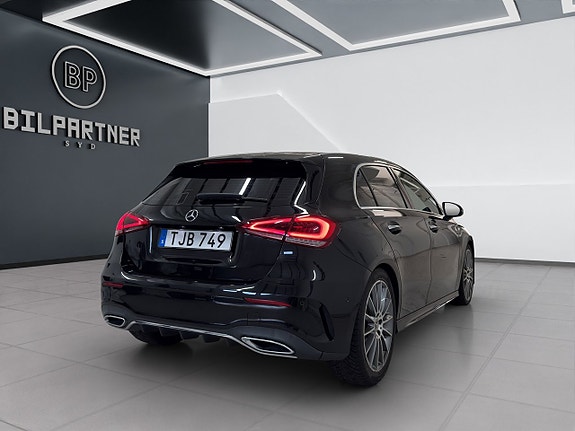 Mercedes-Benz A180 d 4 of 18