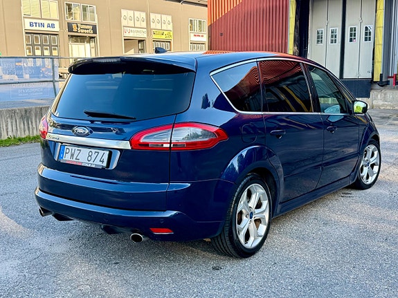 Ford S-MAX 9 of 18